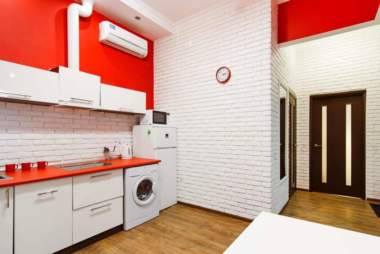 Modern In The Center In A New Building Odessa